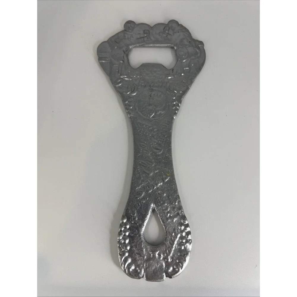 Vintage Aluminum 8